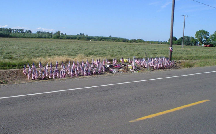 Kelly_James_Fredinburg_memorial_outside_Gervais,_Oregon-copy